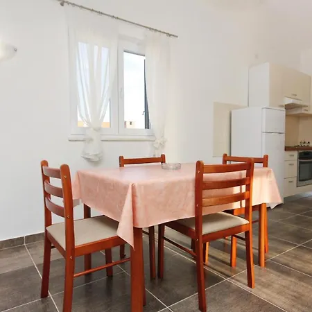 With Parking Space Biograd Na Moru, Biograd - 5847 Apartamento Biograd Na Moru
