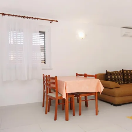 With Parking Space Biograd Na Moru, Biograd - 5847 Apartamento Biograd Na Moru